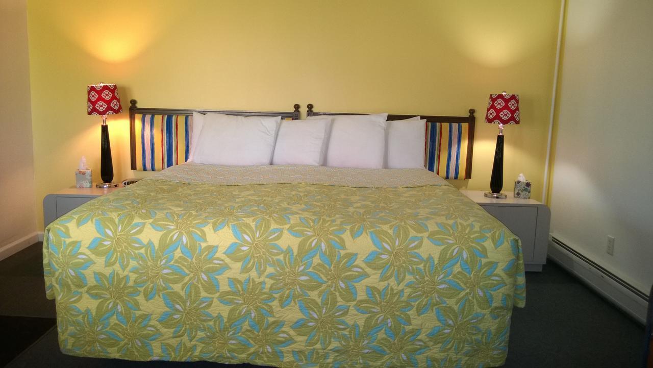 Miami Motel Canandaigua Esterno foto